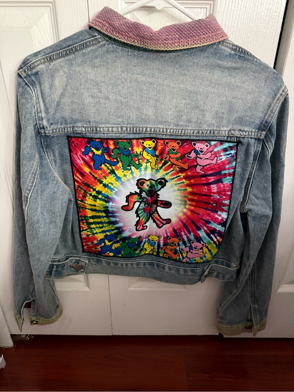 Vintage-Inspired Tie-Dye Patch Denim Jean Jacket - Multicolor